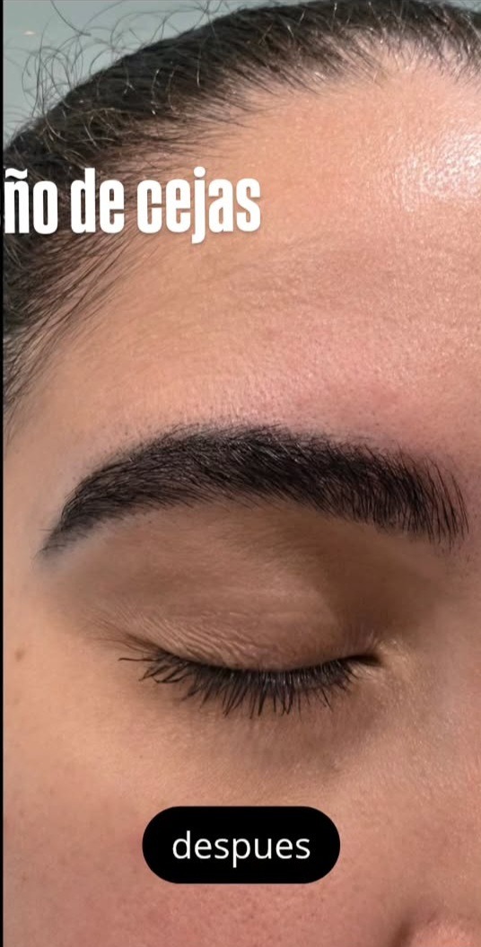 Primer diseño de cejas — después